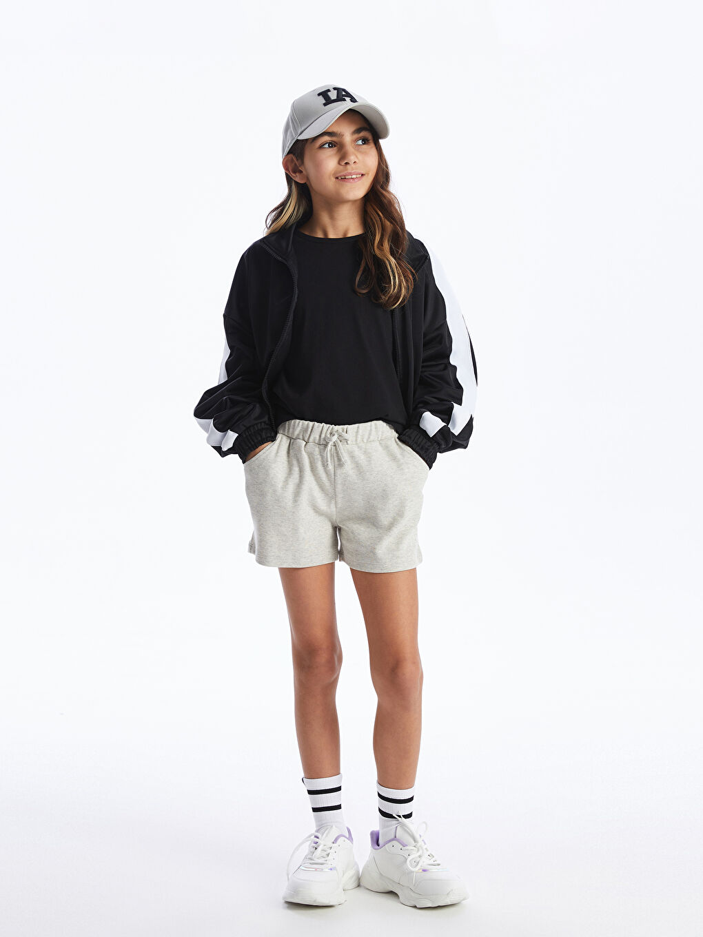 Gri Beli Lastikli Basic Kız Çocuk Şort-1