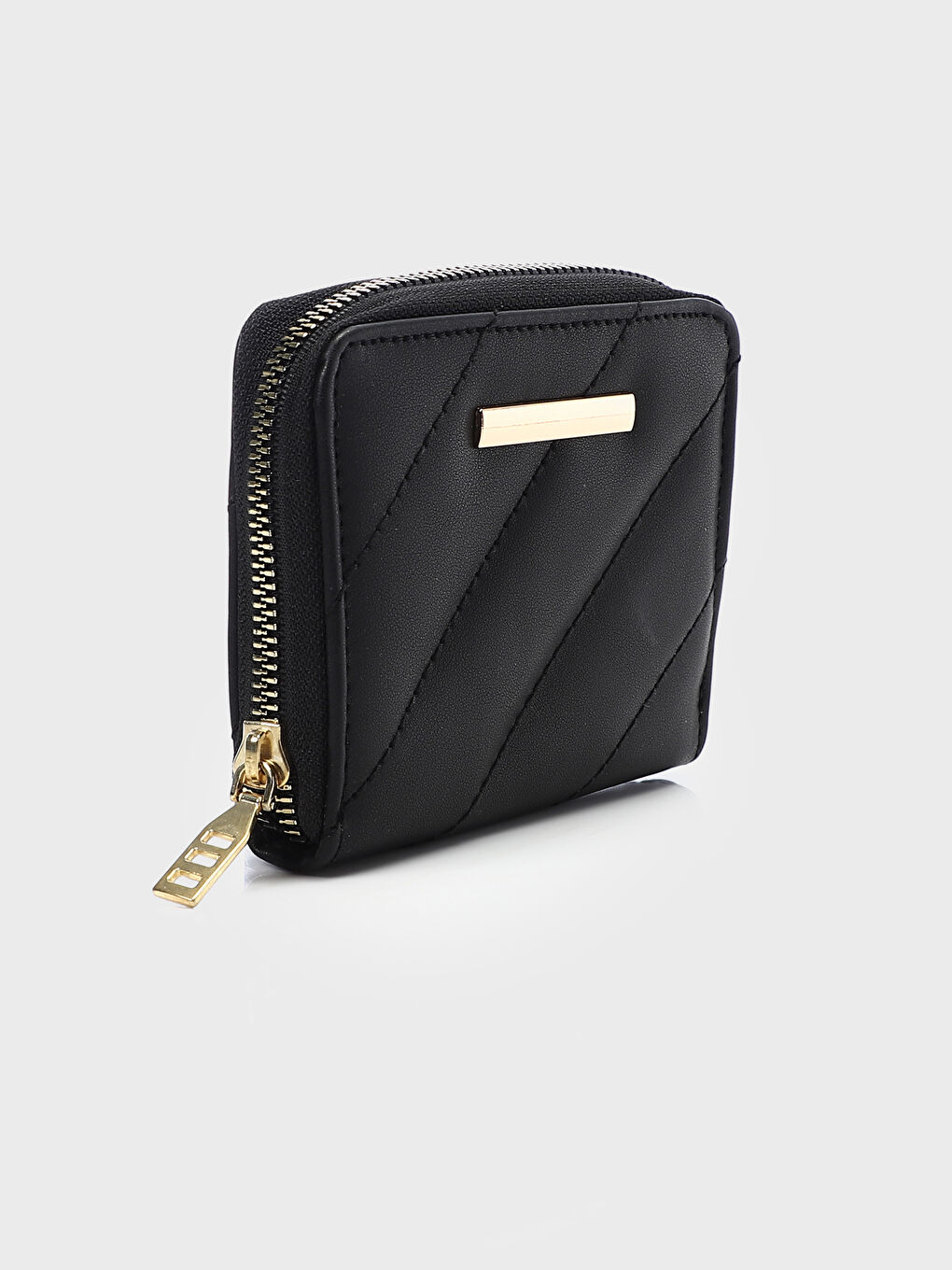 محفظة نسائية بمظهر جلدي-2