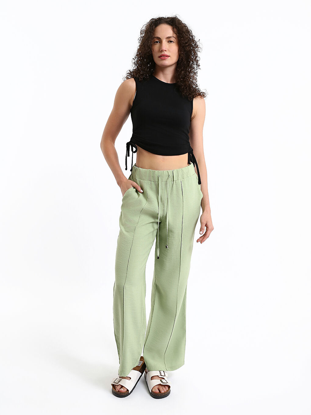 بلوزة بدون أكمام بياقة هالتر سادة للسيدات-1