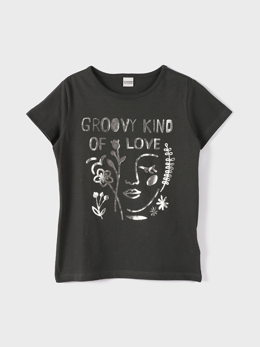 تيشيرت للبنات بياقة دائرية مطبوع كم قصير