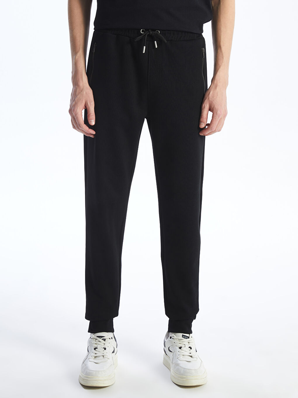 Siyah Standart Kalıp Erkek Jogger Eşofman Altı-3