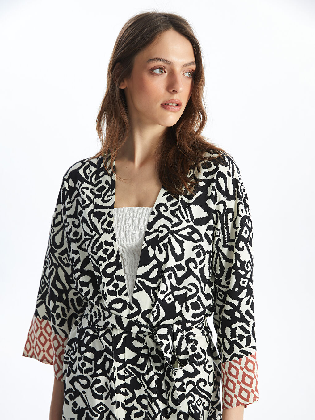 LCWAIKIKI Classic Šal kragna Uzorak Preveliko Ženski Kimono -S4JJ12Z8-LQJ