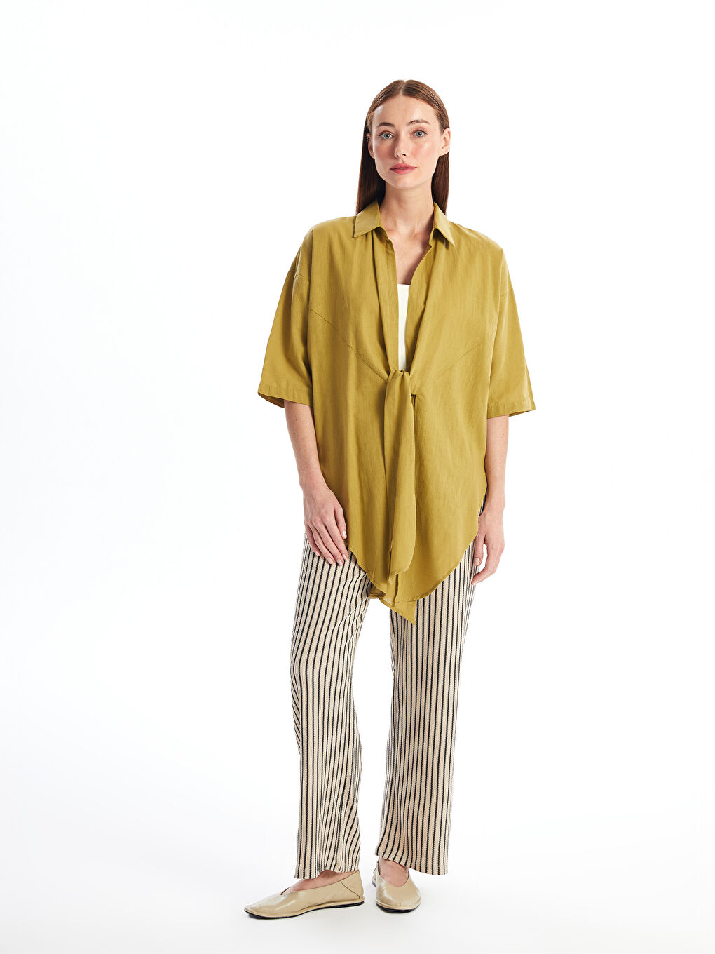 LCWAIKIKI Classic Haki Şal Yaka Düz Oversize Keten Görünümlü Kadın Kimono - 1