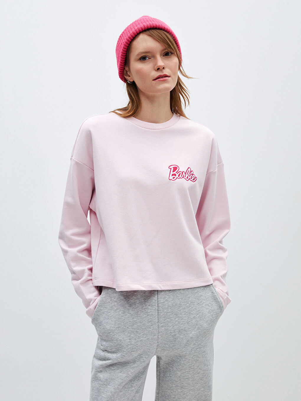 LCW HOME Pembe Bisiklet Yaka Barbie Baskılı Uzun Kollu Kadın Sweatshirt