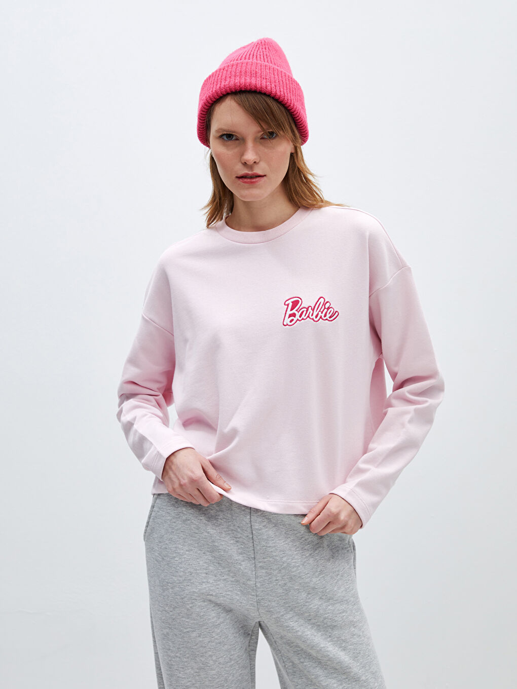 LCW HOME Pembe Bisiklet Yaka Barbie Baskılı Uzun Kollu Kadın Sweatshirt - 1