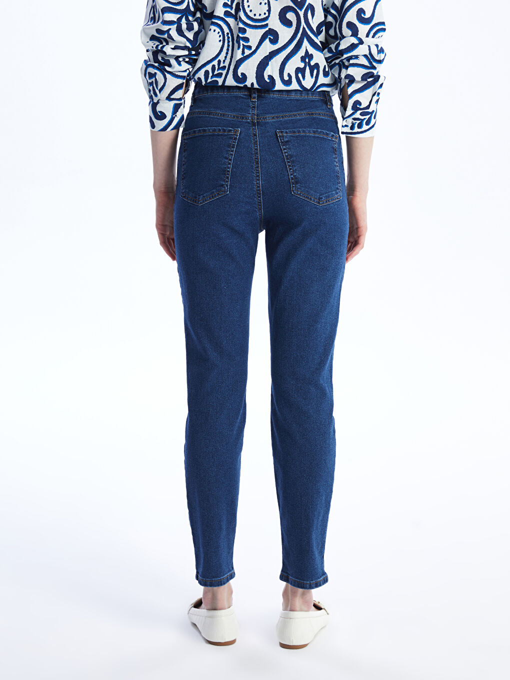 LCW ECO Orta İndigo Rodeo Slim Mom Kadın Jean Pantolon - 4