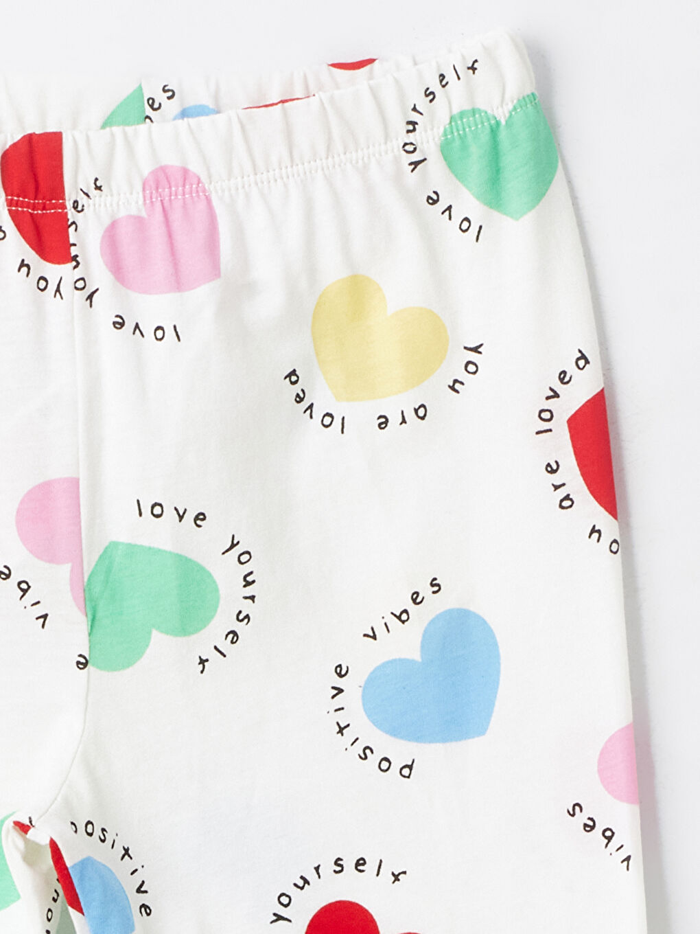 Beyaz Bisiklet Yaka Desenli Uzun Kollu Kız Çocuk Pijama Takımı-5