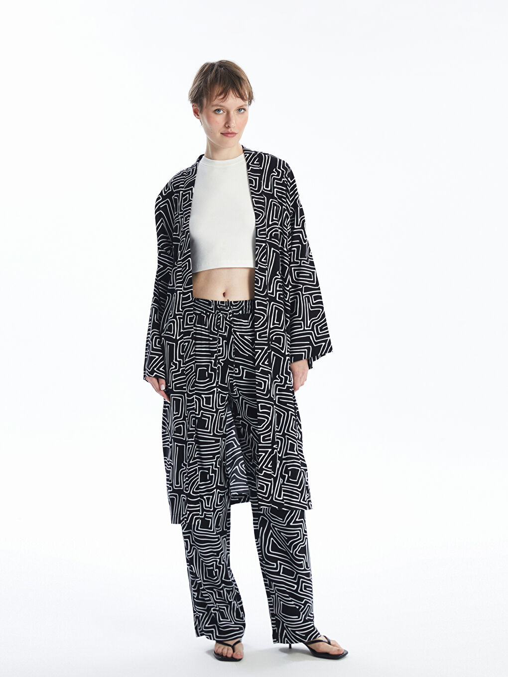 CRNA Pantalone Žena -S4JN97Z8-LQJ