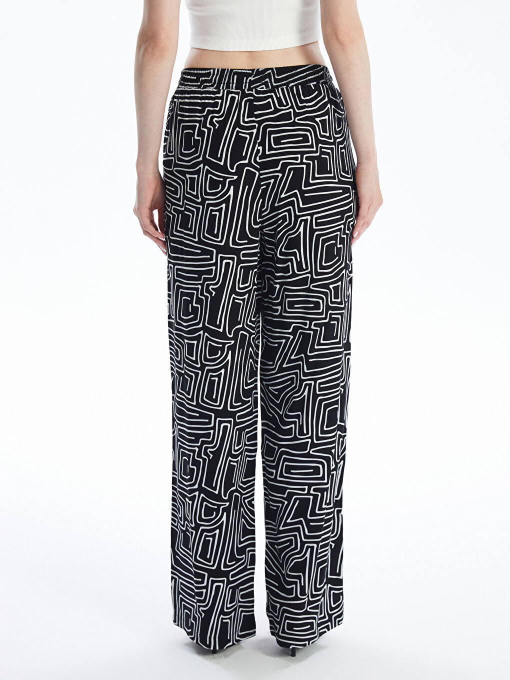 CRNA Pantalone Žena -S4JN97Z8-LQJ