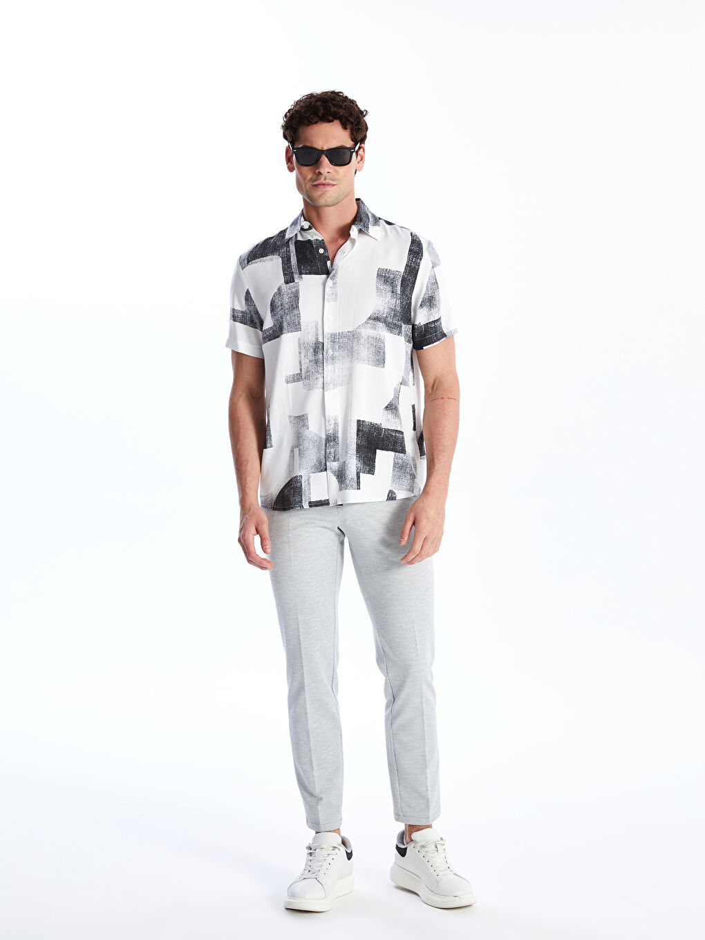 Chemise pour Hommes à Manches Courtes À Motifs en Viscose Coupe Régulière-2