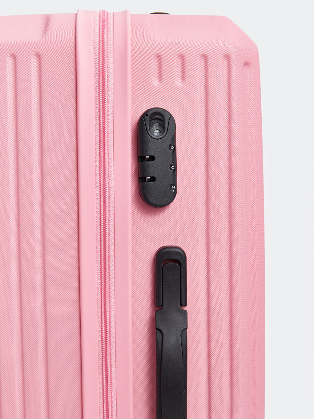 Pembe Kilit Detaylı Orta Boy Valiz-4