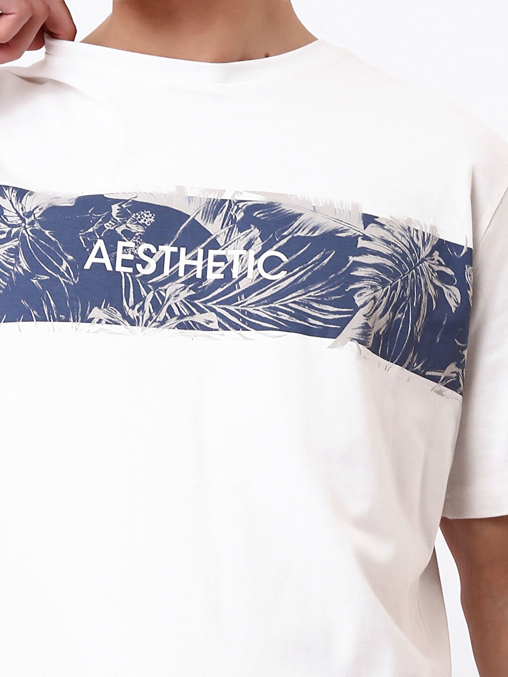 Crew Neck Printed Short Sleeve Men's T-Shirt-2