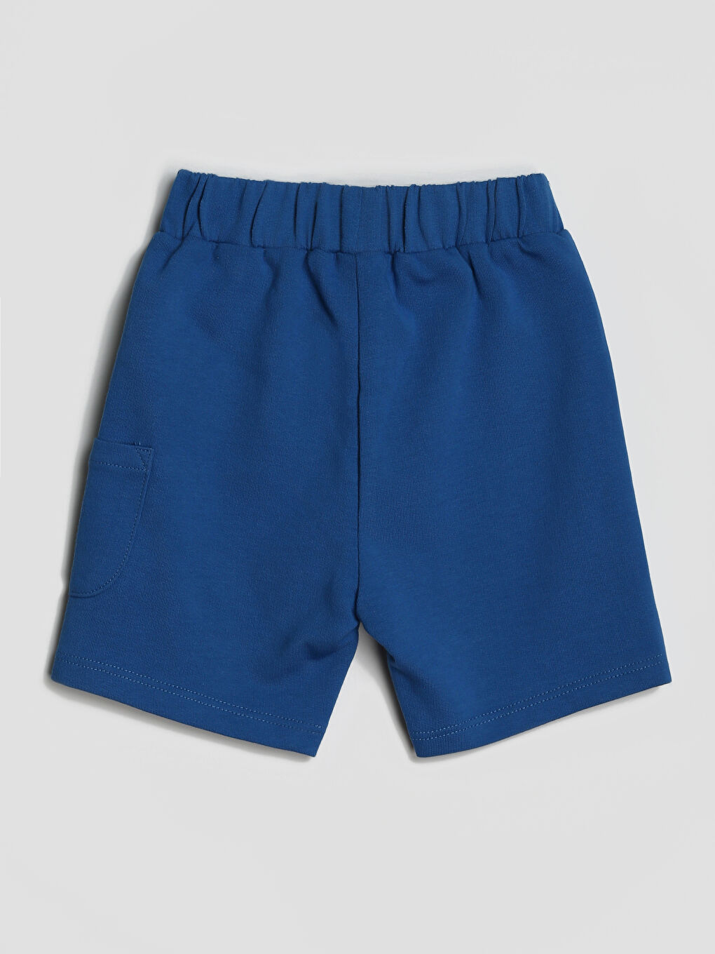 تيشيرت بياقة دائرية مطبوع وشورت للأولاد الرضع - طقم من قطعتين-4