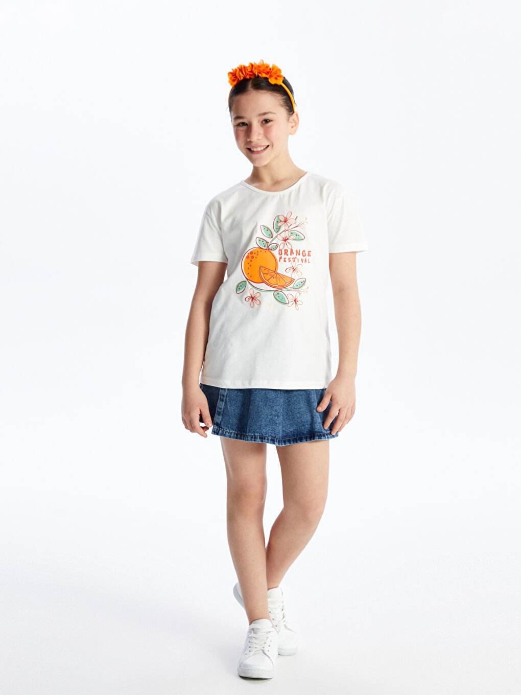 Ekru Bisiklet Yaka Baskılı Kısa Kollu Kız Çocuk Tişört ve Taç-1