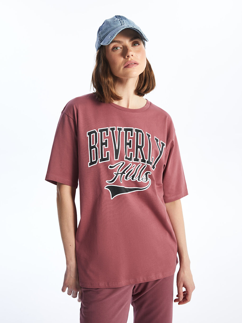 Pembe Bisiklet Yaka Baskılı Kısa Kollu Oversize Kadın Tişört-1