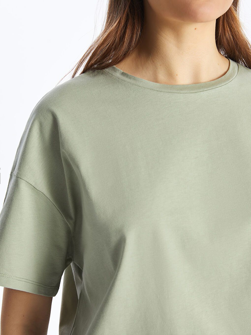 Yeşil Bisiklet Yaka Düz Kısa Kollu Oversize Kadın Tişört-3