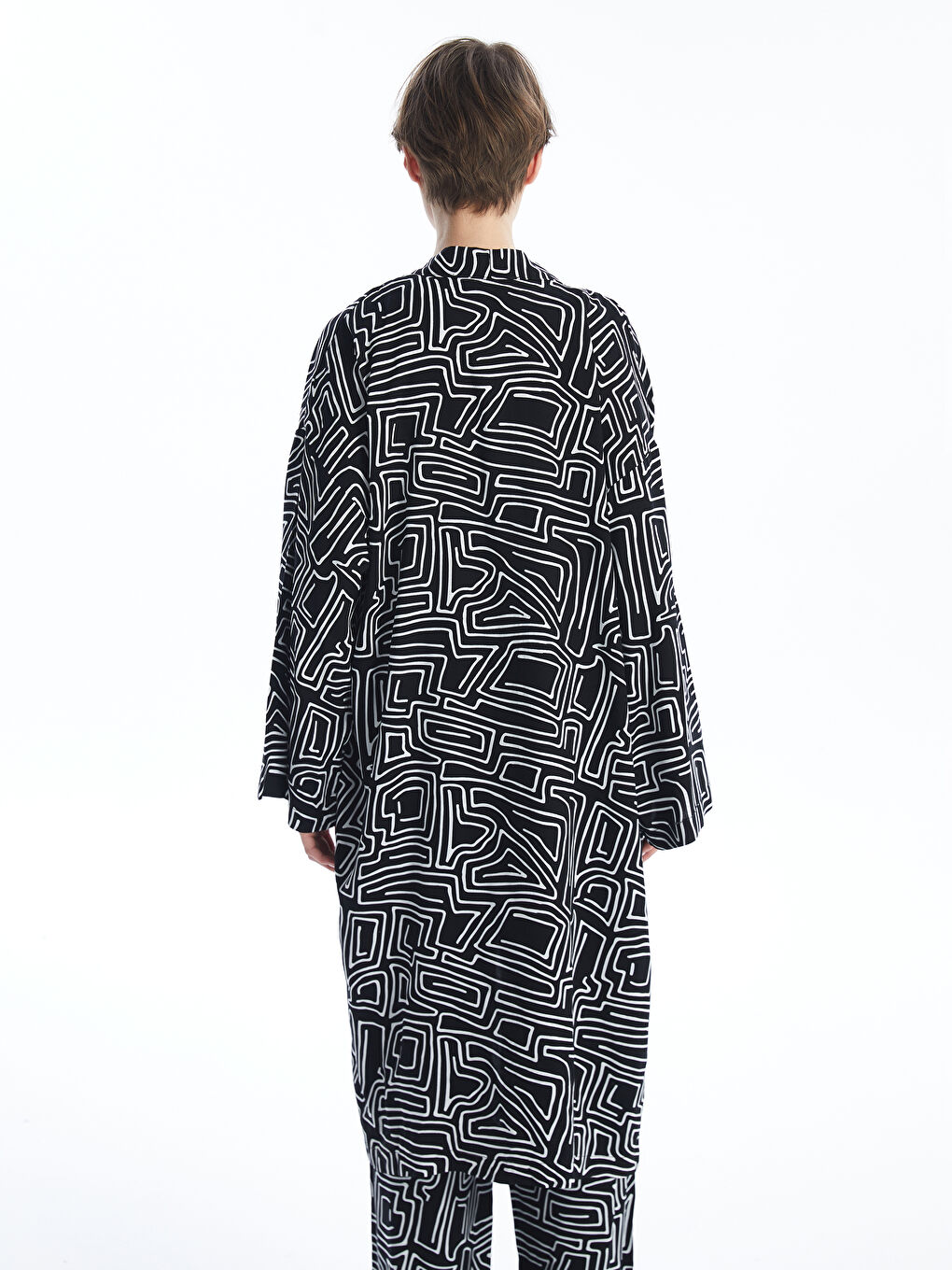 LC Waikiki Šal kragna Uzorak Preveliko Ženski Kimono -S4JT47Z8-LQJ