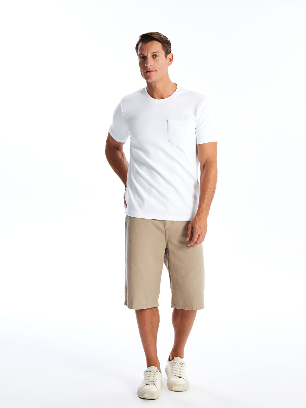 Beyaz Bisiklet Yaka Penye Erkek Tişört-1