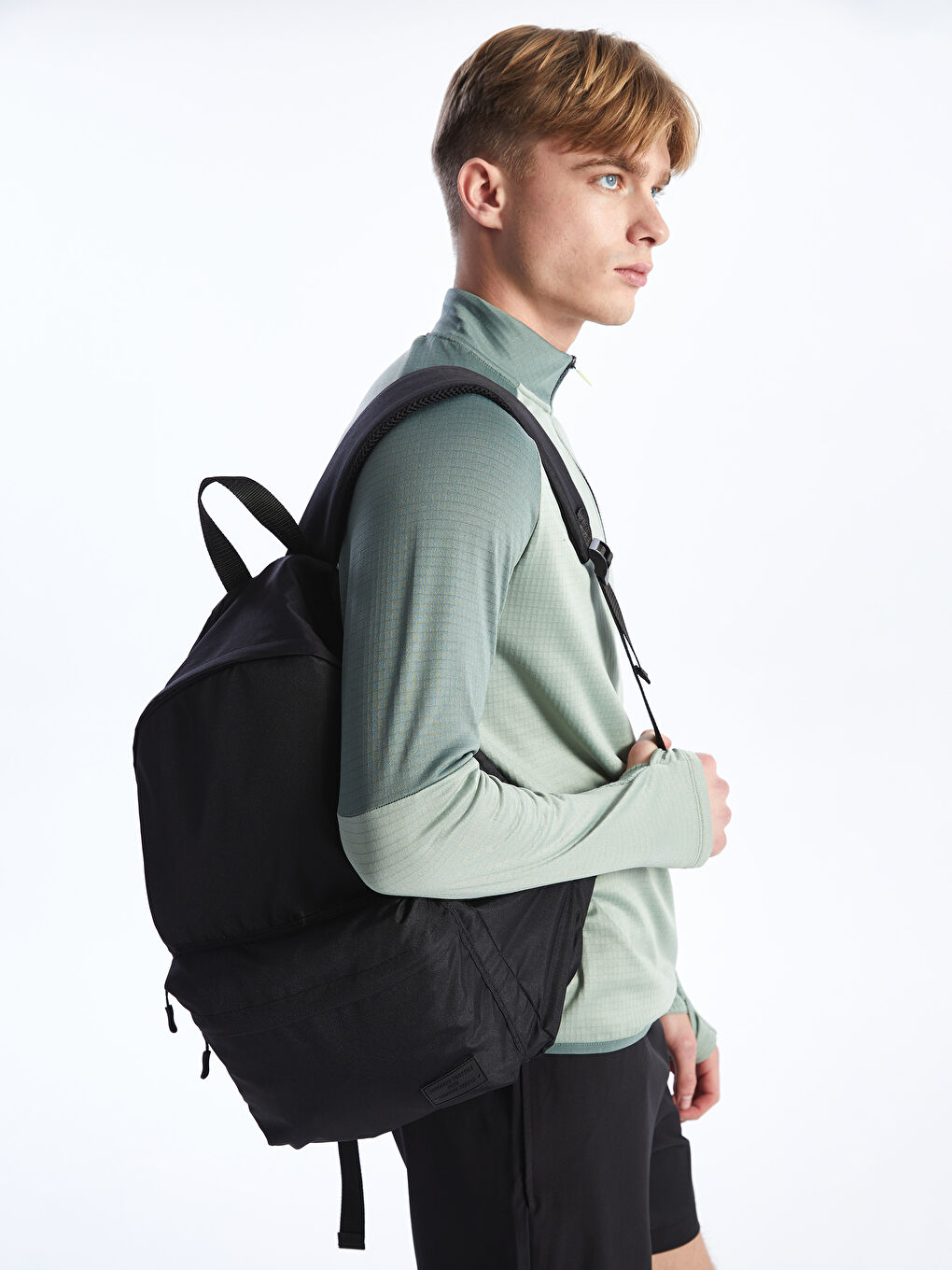 Siyah Ayarlanabilir Askılı Erkek Sırt Çantası