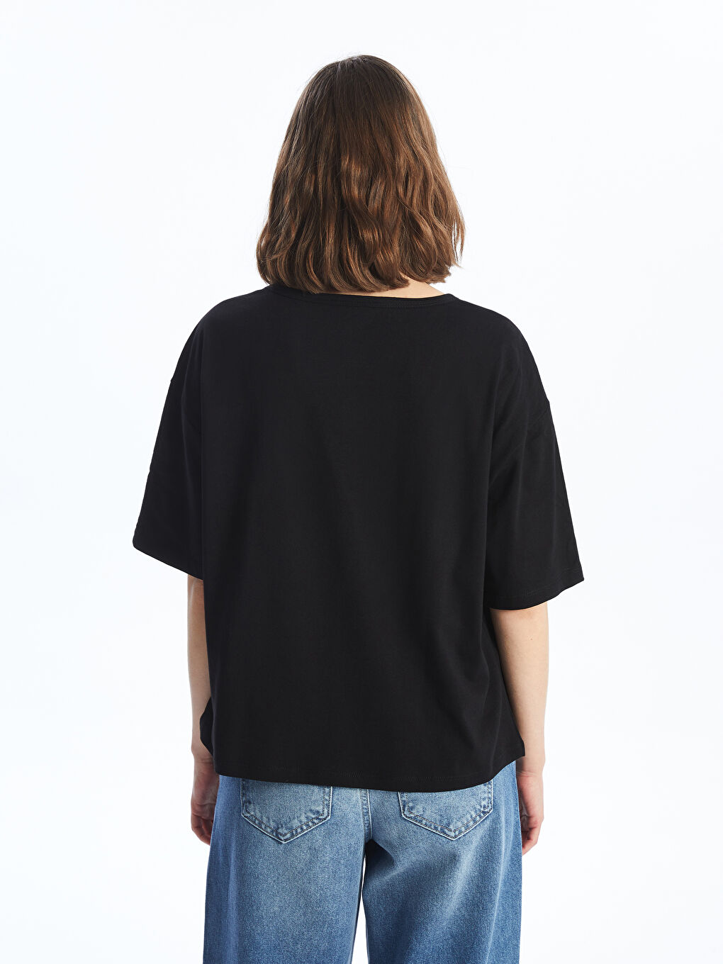 Siyah Bisiklet Yaka Düz Kısa Kollu Oversize Kadın Tişört-4