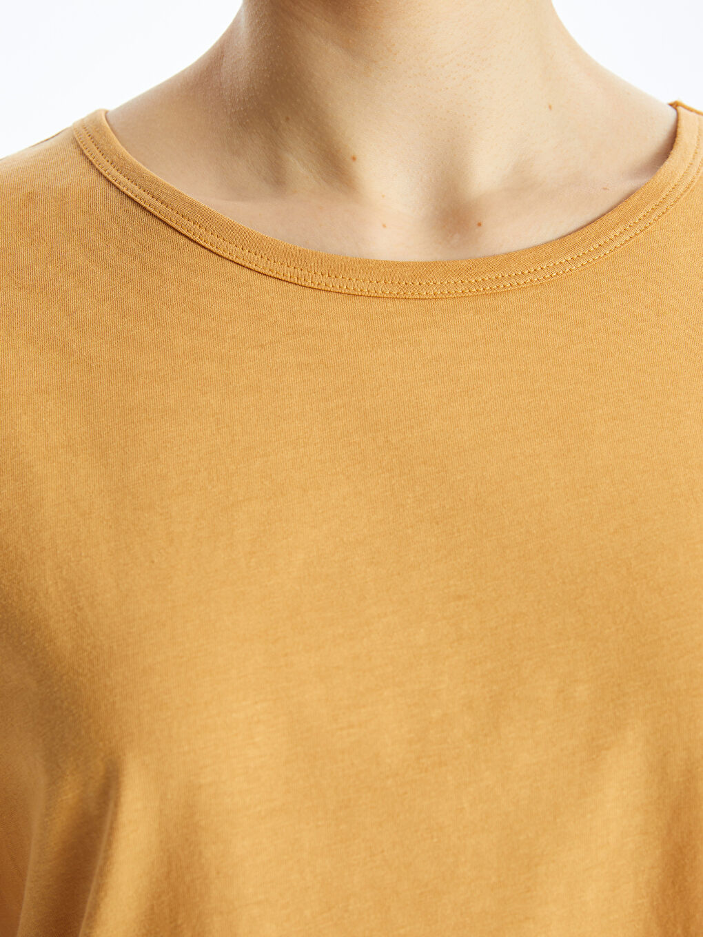 Sarı Bisiklet Yaka Düz Kısa Kollu Oversize Kadın Tişört-3