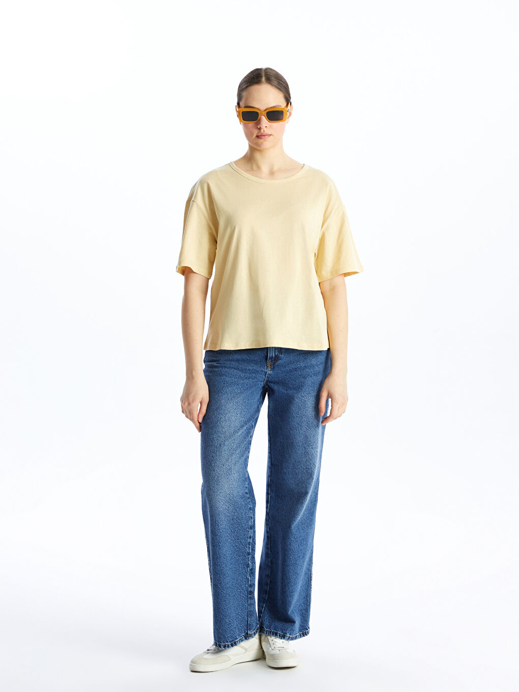 Sarı Bisiklet Yaka Düz Kısa Kollu Oversize Kadın Tişört-2