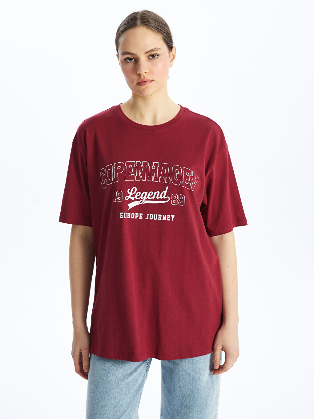 Bordo Bisiklet Yaka Baskılı Kısa Kollu Oversize Kadın Tişört