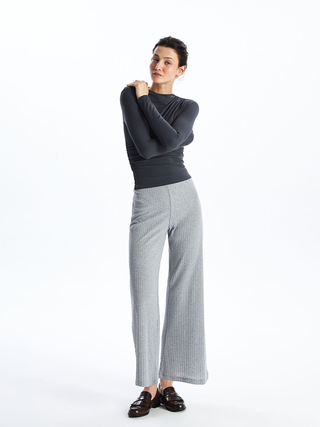 Ženske trenerke sa elastičnim strukom, jednostavne, široke nogavice