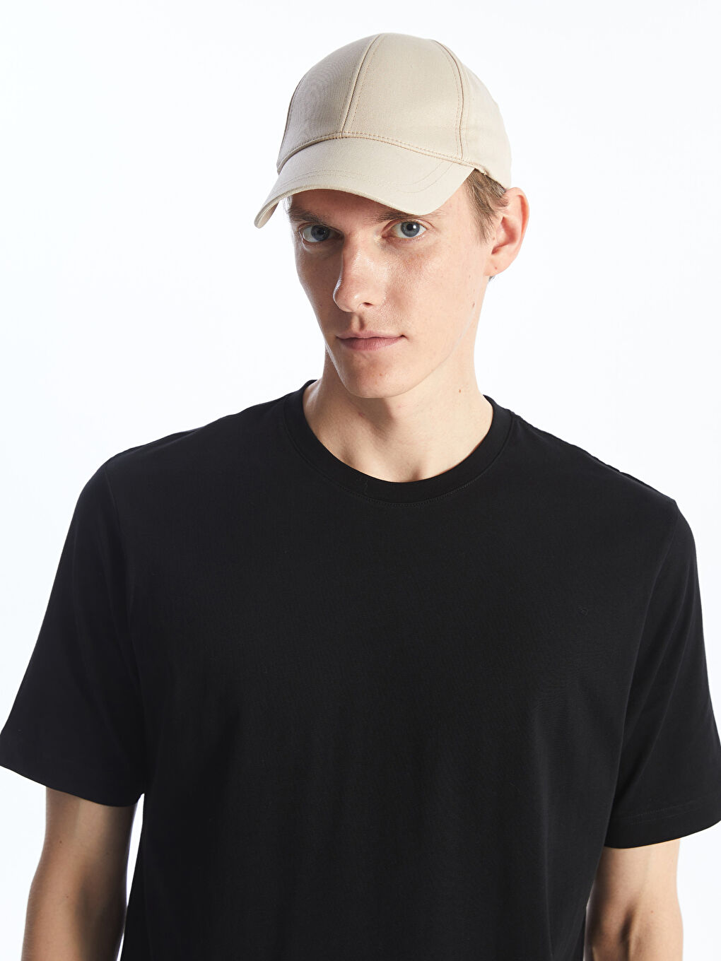 Siyah Bisiklet Yaka Penye Erkek Tişört-1