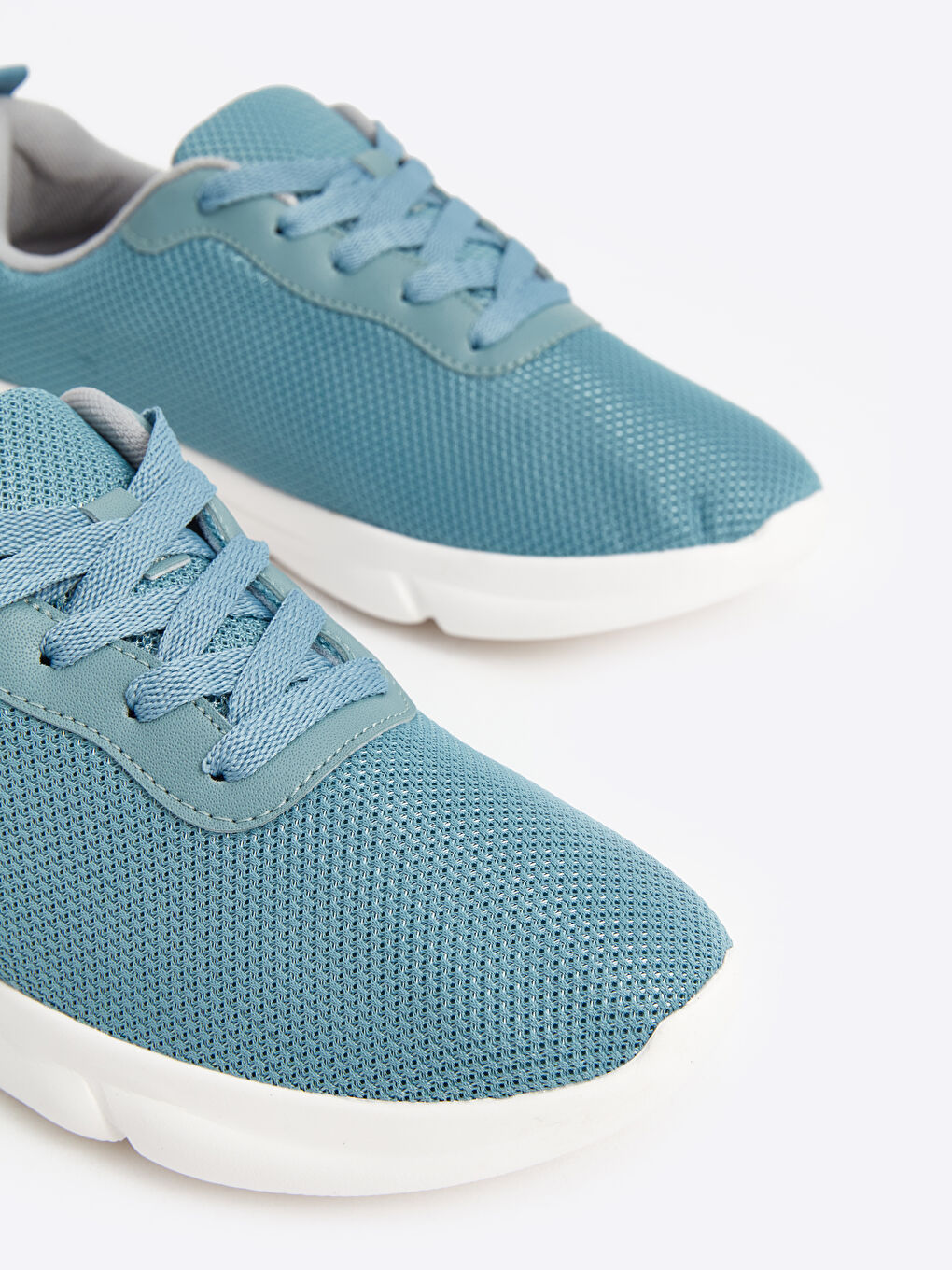 Yeşil File Detaylı Kadın Spor Ayakkabı-2