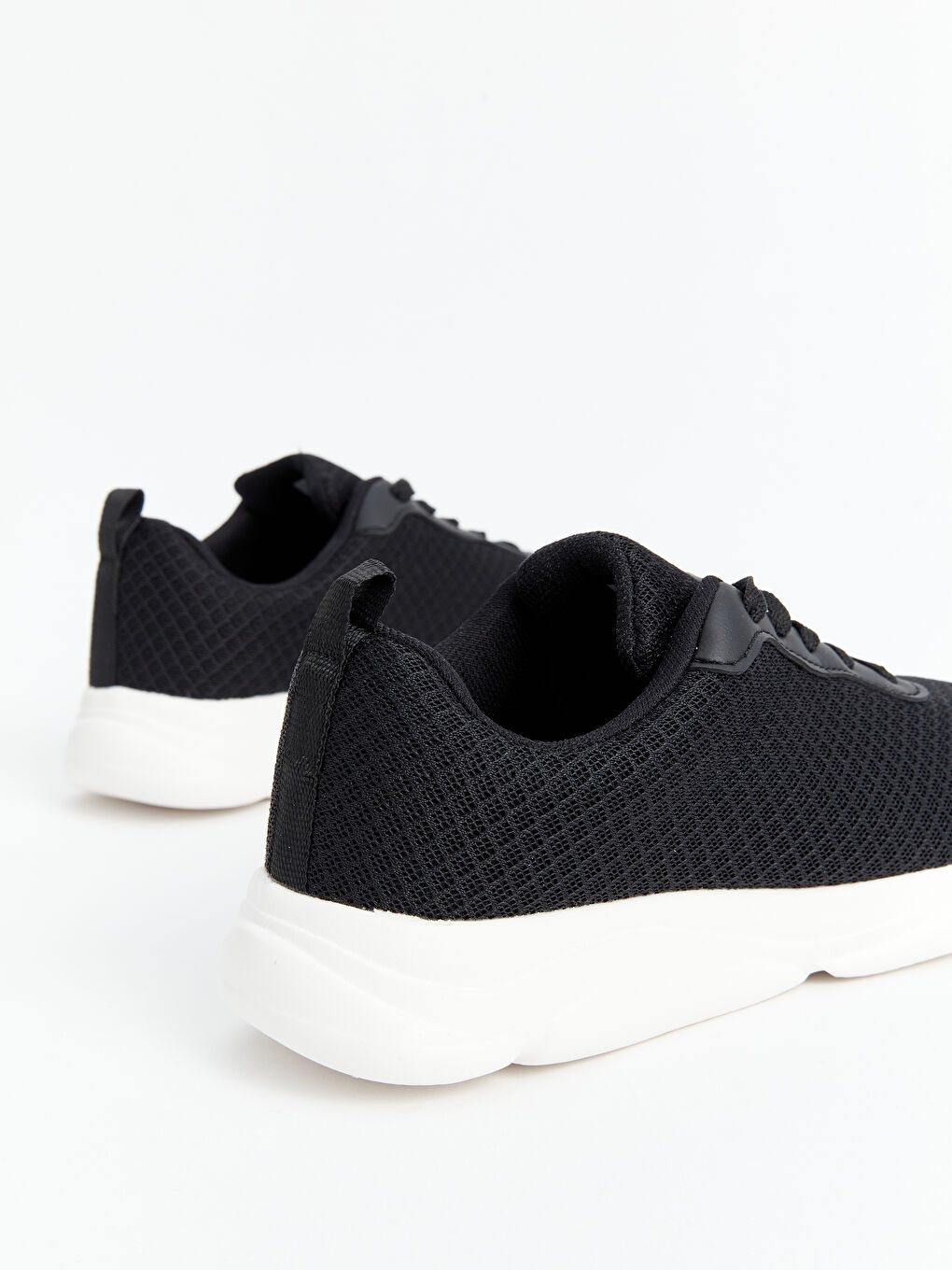 Siyah File Detaylı Kadın Spor Ayakkabı-3