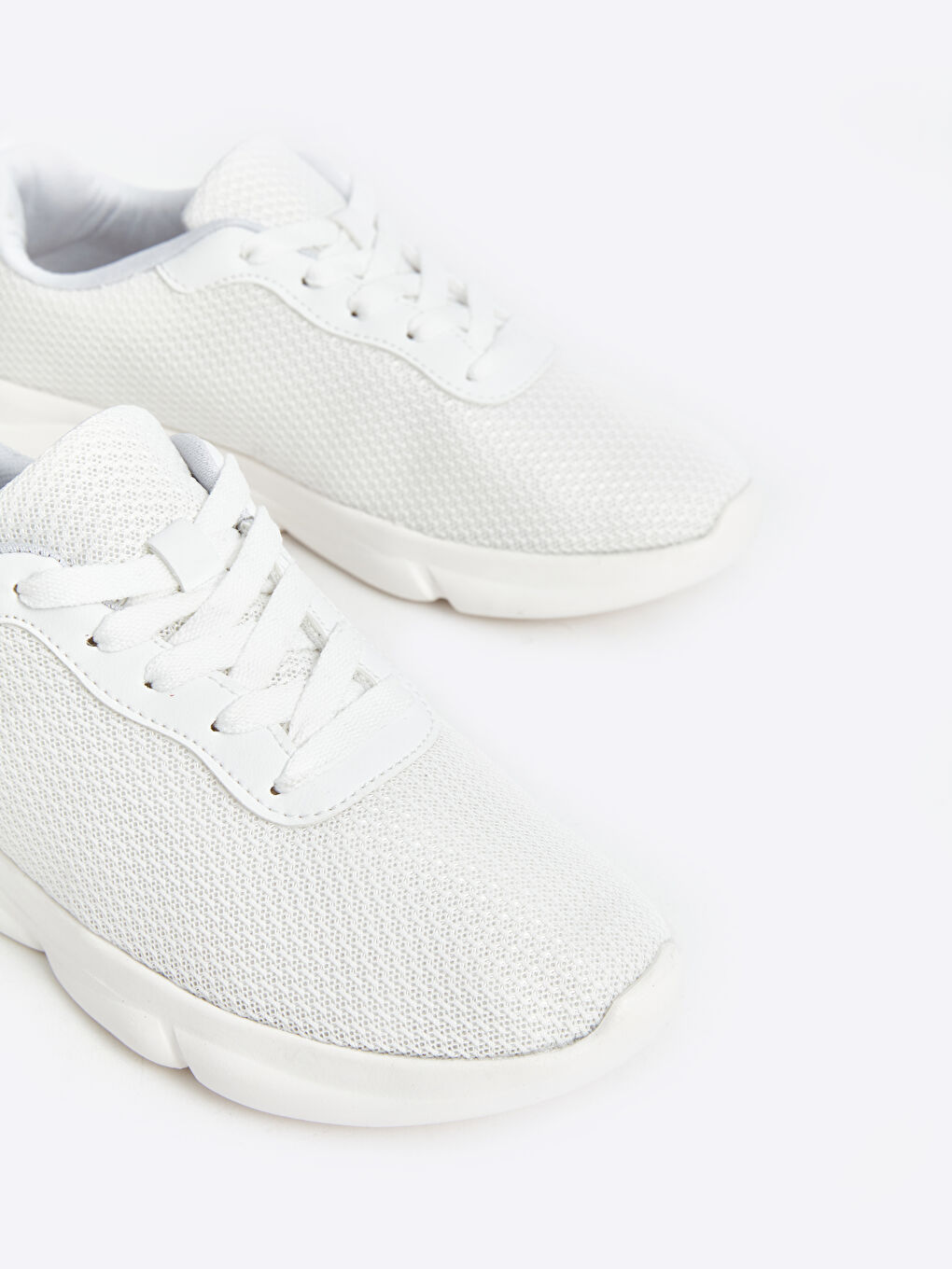Beyaz File Detaylı Kadın Spor Ayakkabı-2