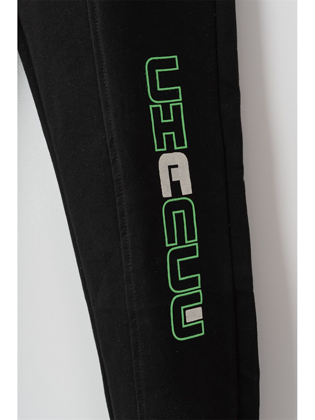 Siyah Beli Lastikli Baskılı Erkek Çocuk Jogger Eşofman Altı-1