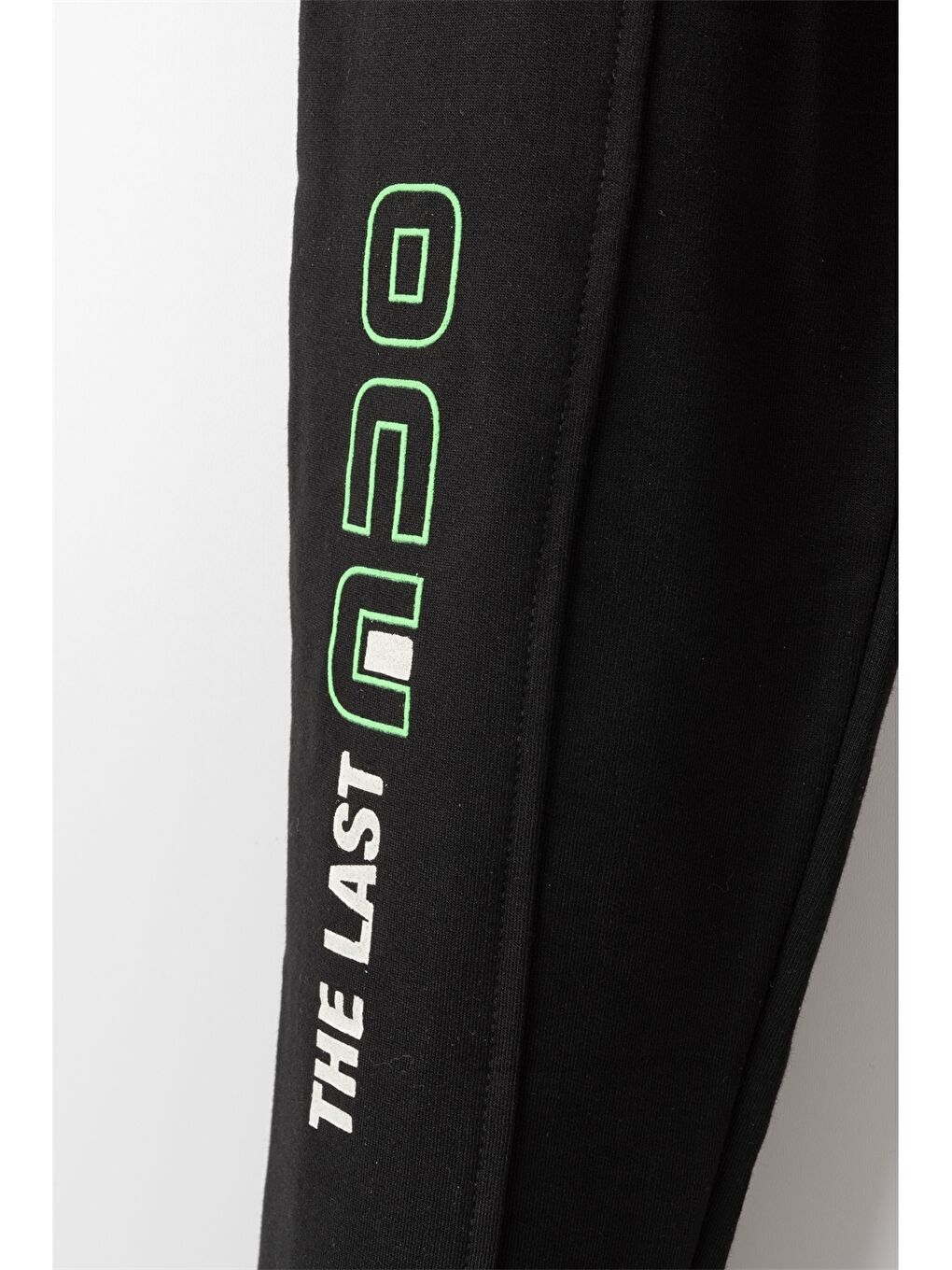 Siyah Beli Lastikli Baskılı Erkek Çocuk Jogger Eşofman Altı-3