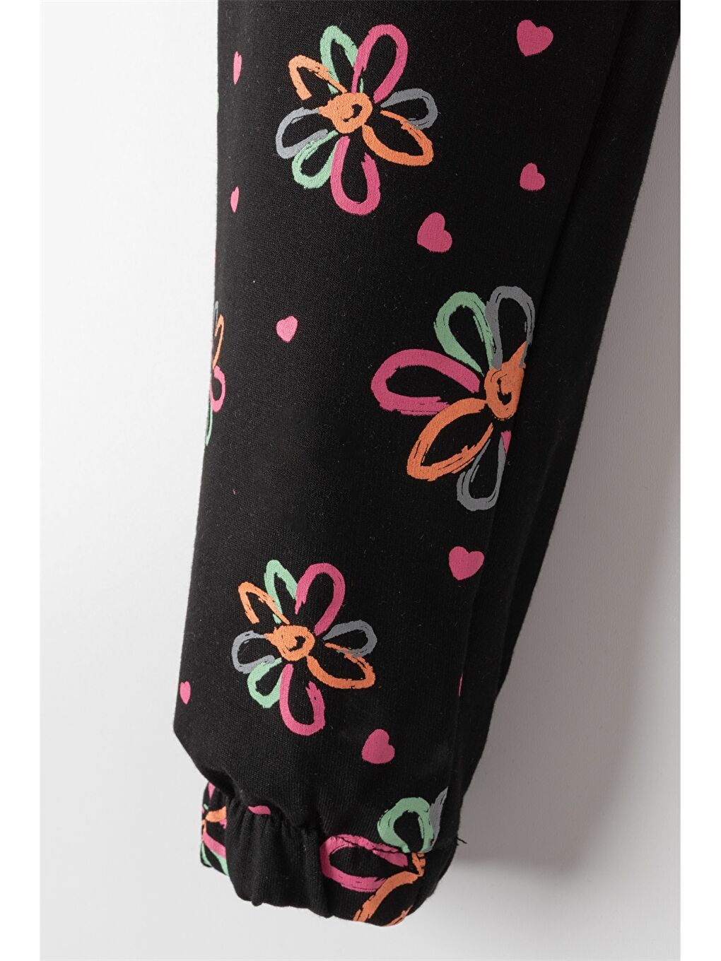 Siyah Beli Lastikli Desenli Kız Bebek Jogger Eşofman Alt-2