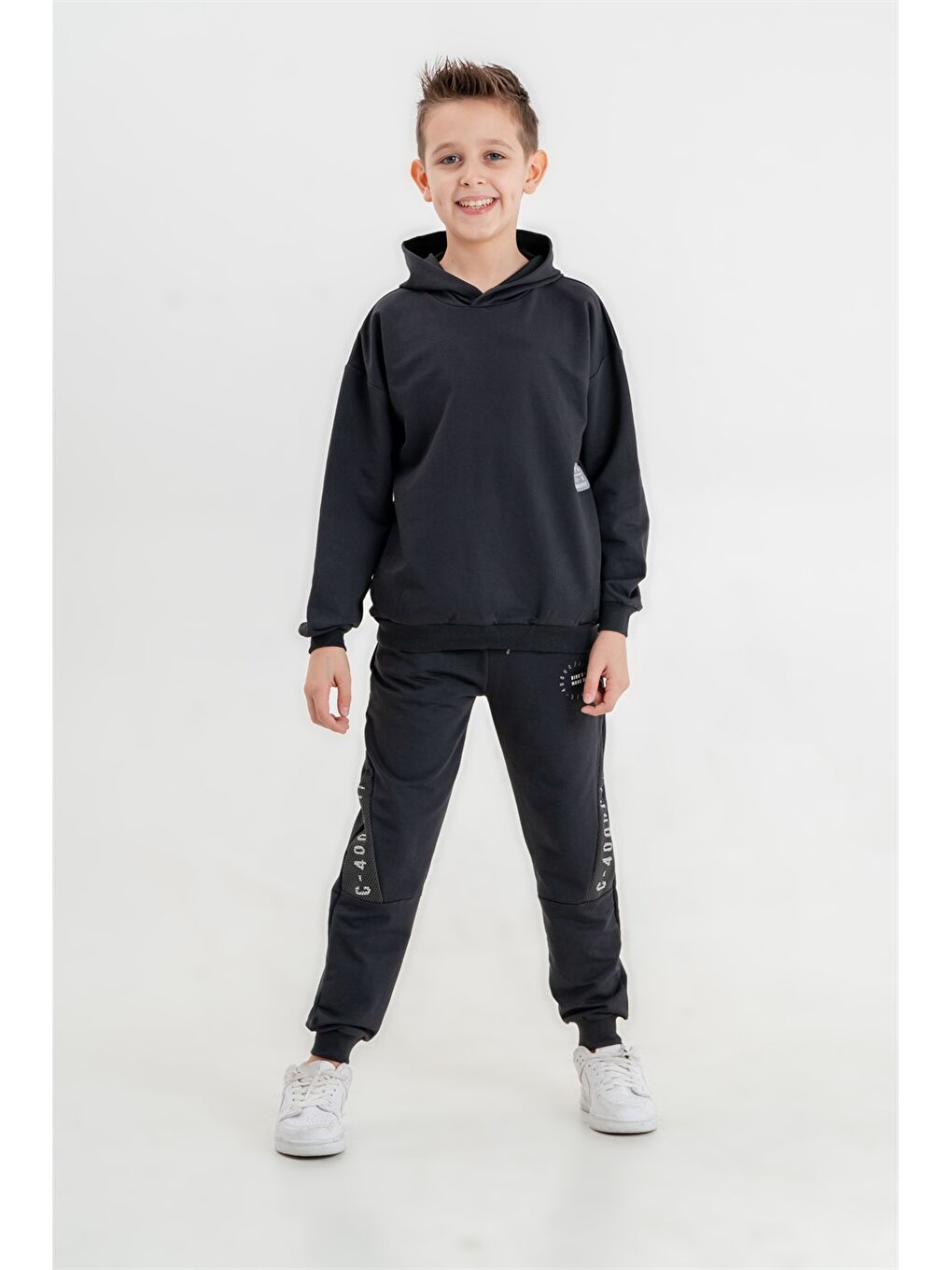 Gri Baskılı Uzun Kollu Erkek Çocuk Hoodie ve Eşofman Altı-1