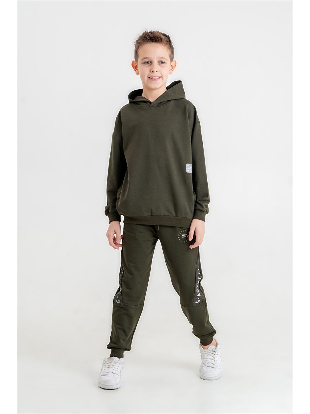 Haki Baskılı Uzun Kollu Erkek Çocuk Hoodie ve Eşofman Altı