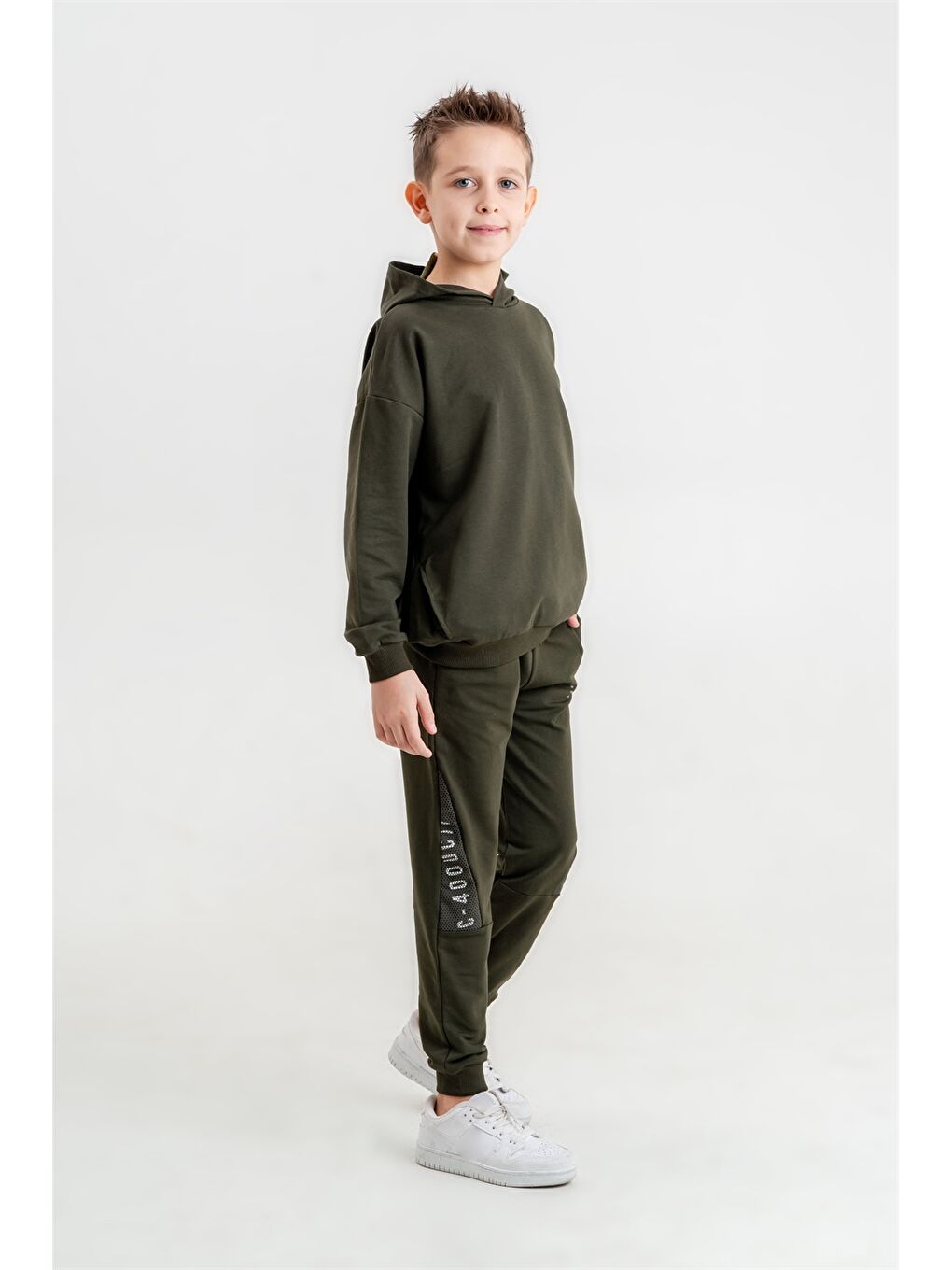 Haki Baskılı Uzun Kollu Erkek Çocuk Hoodie ve Eşofman Altı-2