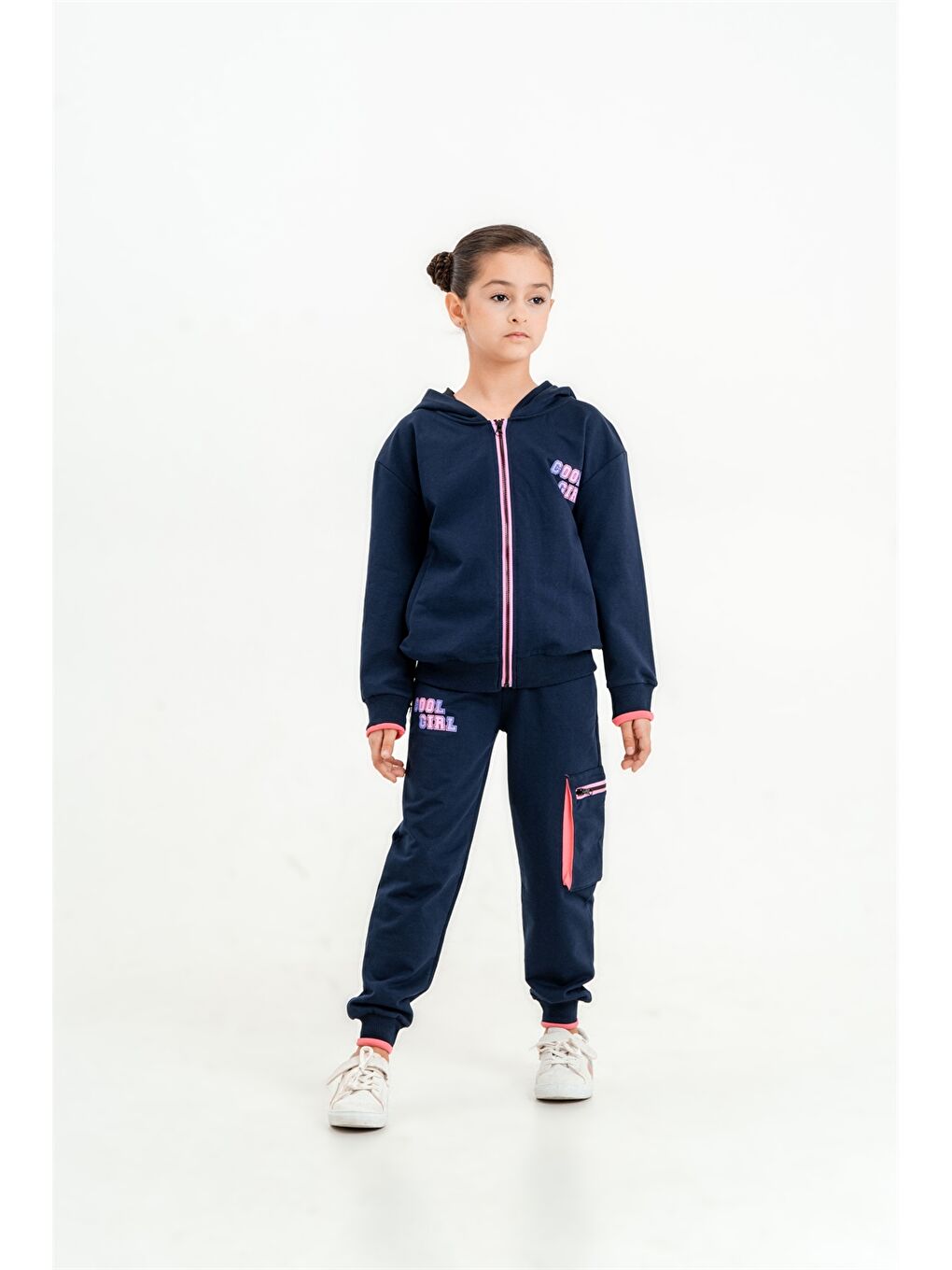 Lacivert Kapüşonlu Baskılı Uzun Kollu Kız Çocuk Fermuarlı Sweatshirt ve Eşofman Altı