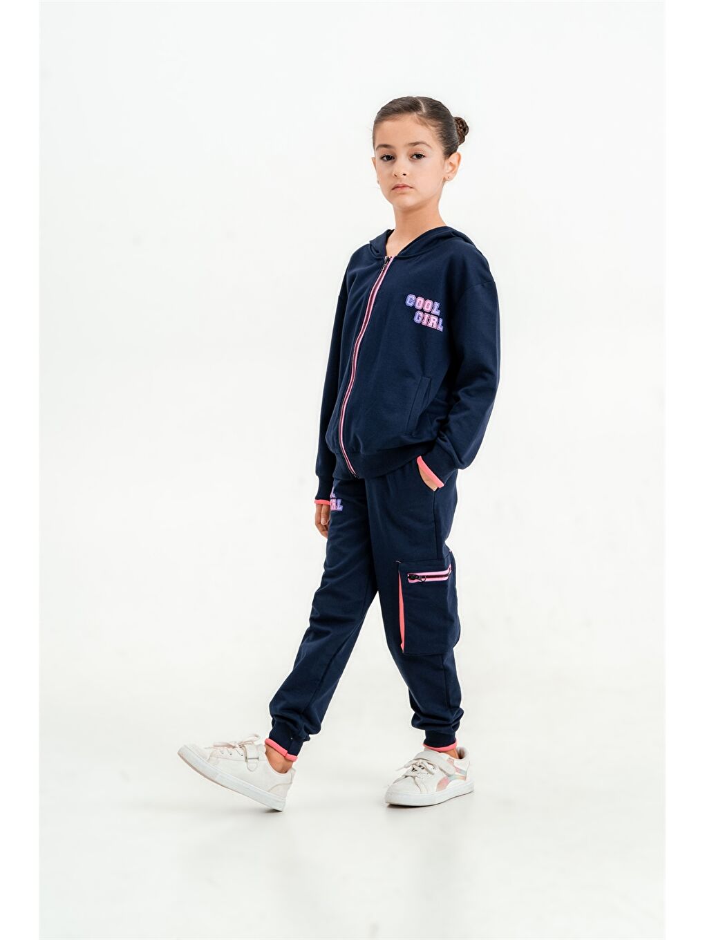Lacivert Kapüşonlu Baskılı Uzun Kollu Kız Çocuk Fermuarlı Sweatshirt ve Eşofman Altı-2