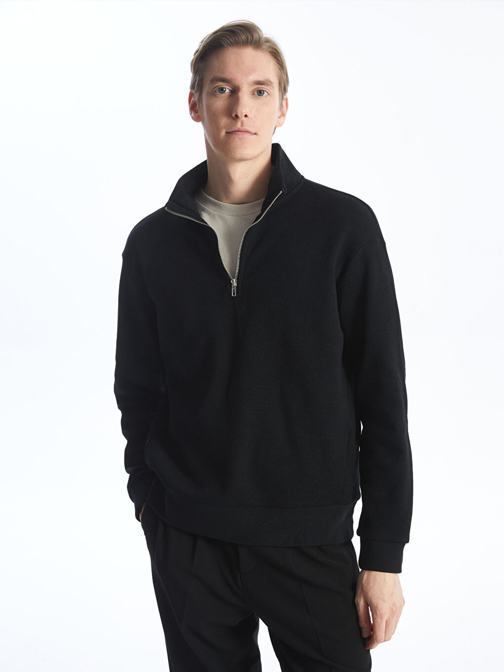 LCW Vision Siyah Dik Yaka Erkek Sweatshirt - 1