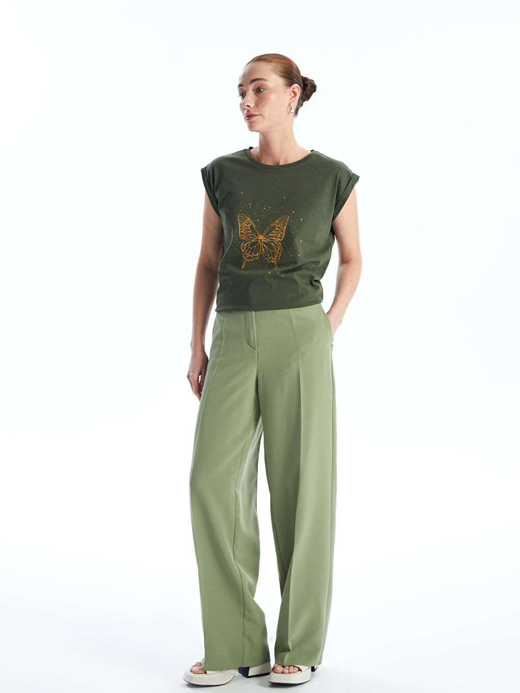 Haki Bisiklet Yaka Baskılı Kısa Kollu Kadın Tişört-2