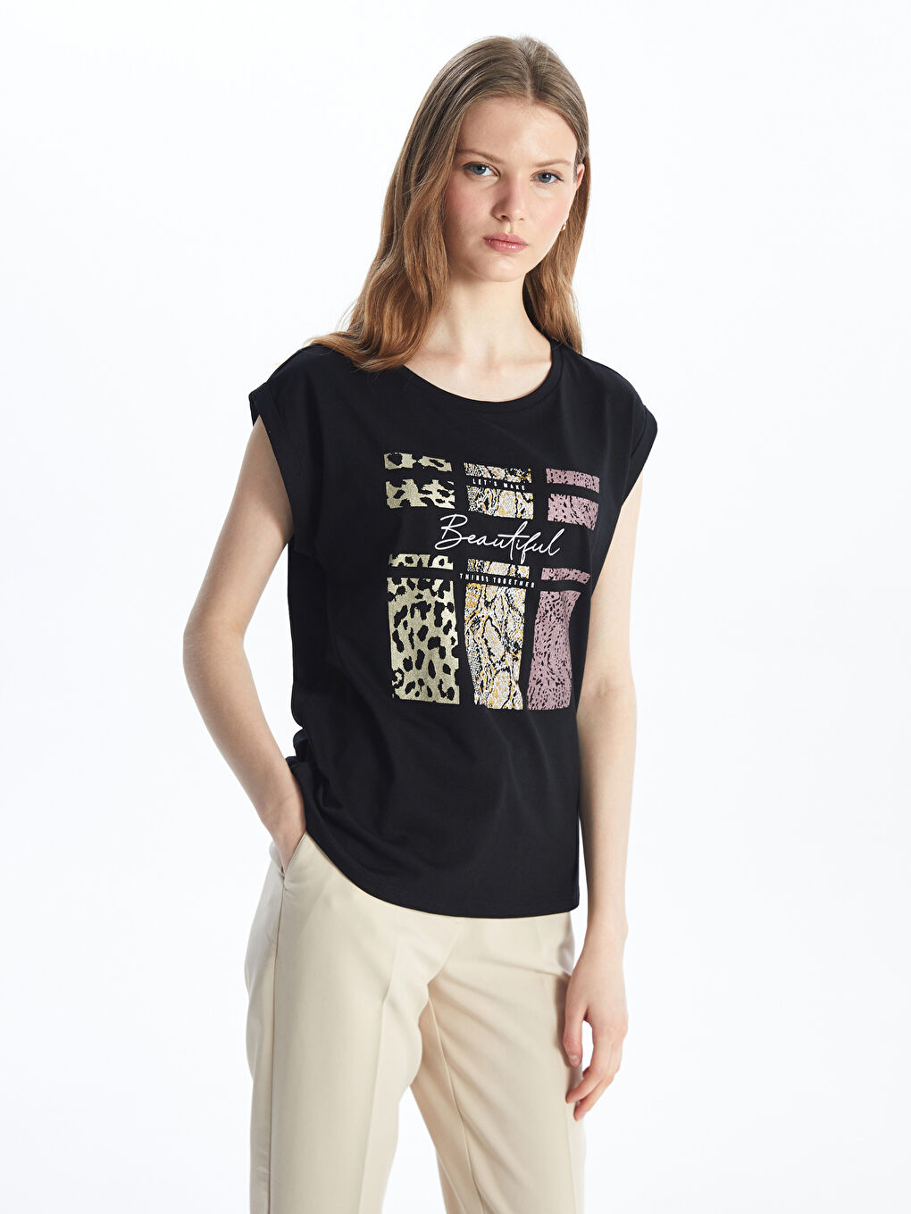 Siyah Bisiklet Yaka Baskılı Kısa Kollu Kadın Tişört