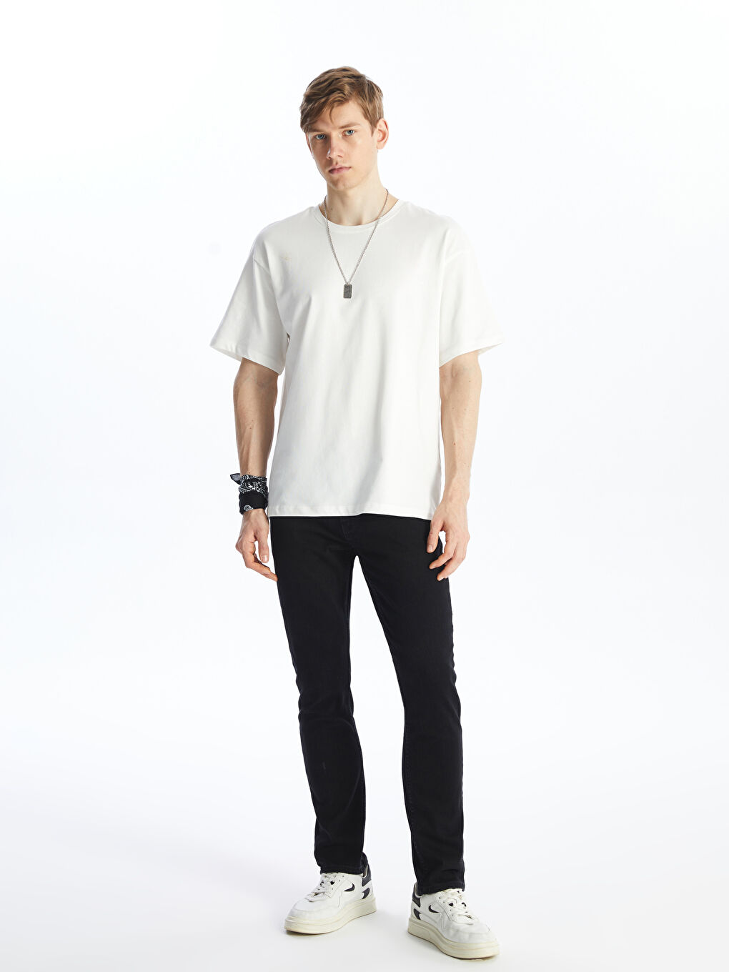 Siyah 750 Slim Fit Erkek Jean Pantolon-1