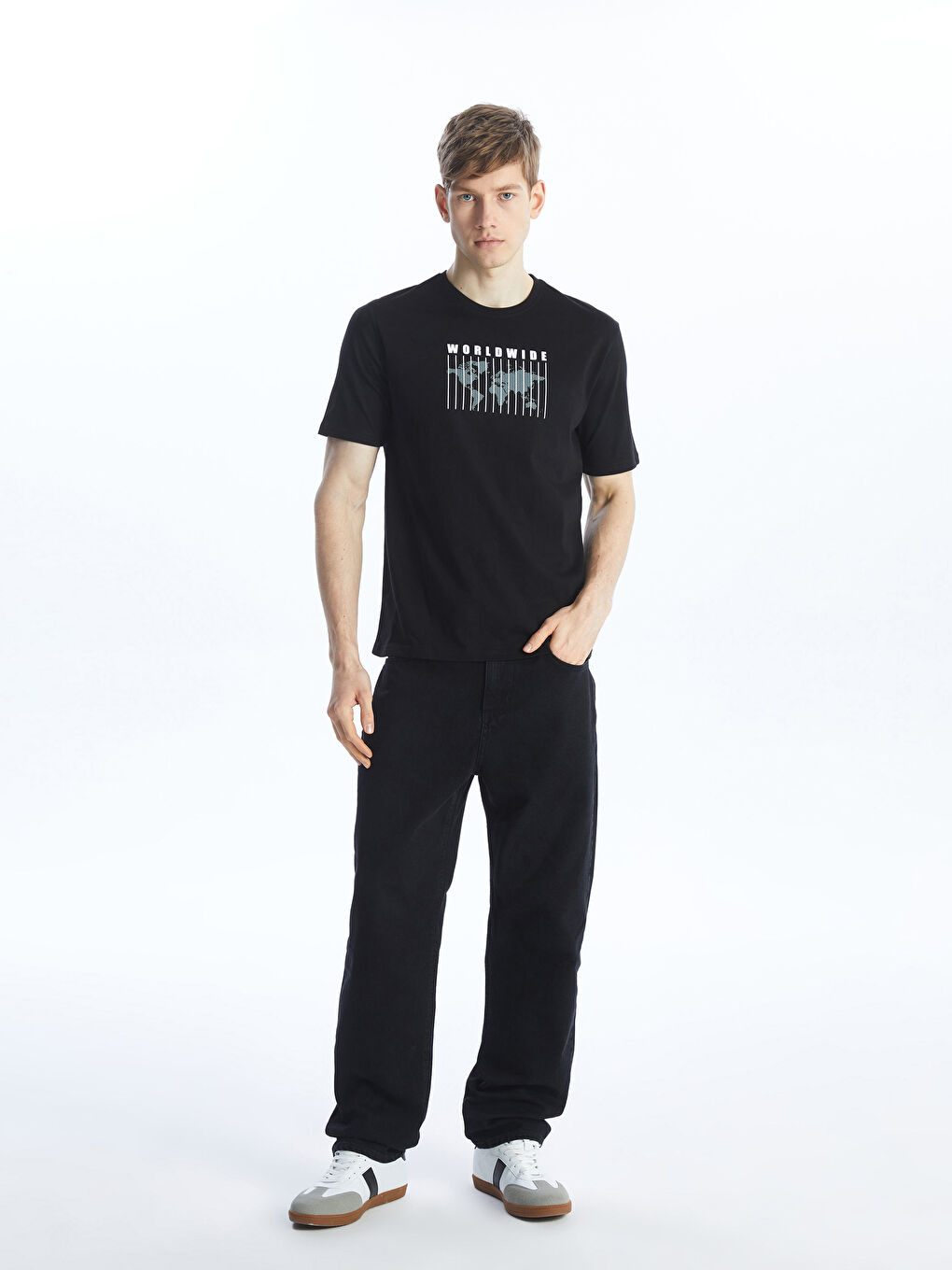 Siyah Bisiklet Yaka Baskılı Kısa Kollu Erkek Tişört-2