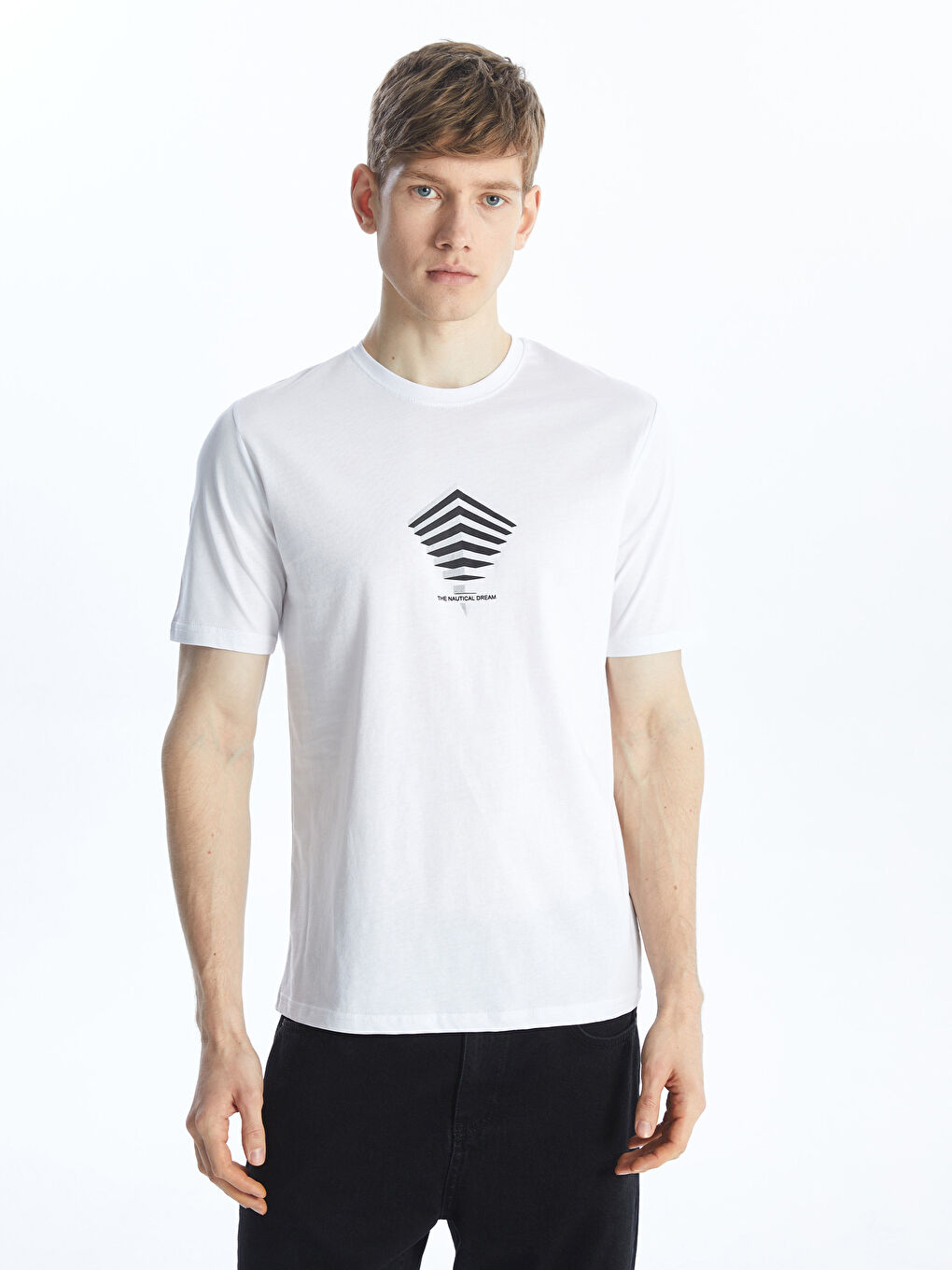 Beyaz Bisiklet Yaka Baskılı Kısa Kollu Erkek Tişört-1