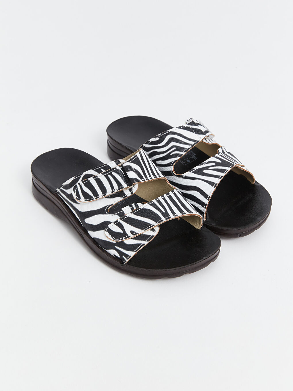 Siyah Zebra Desenli Kız Çocuk Terlik
