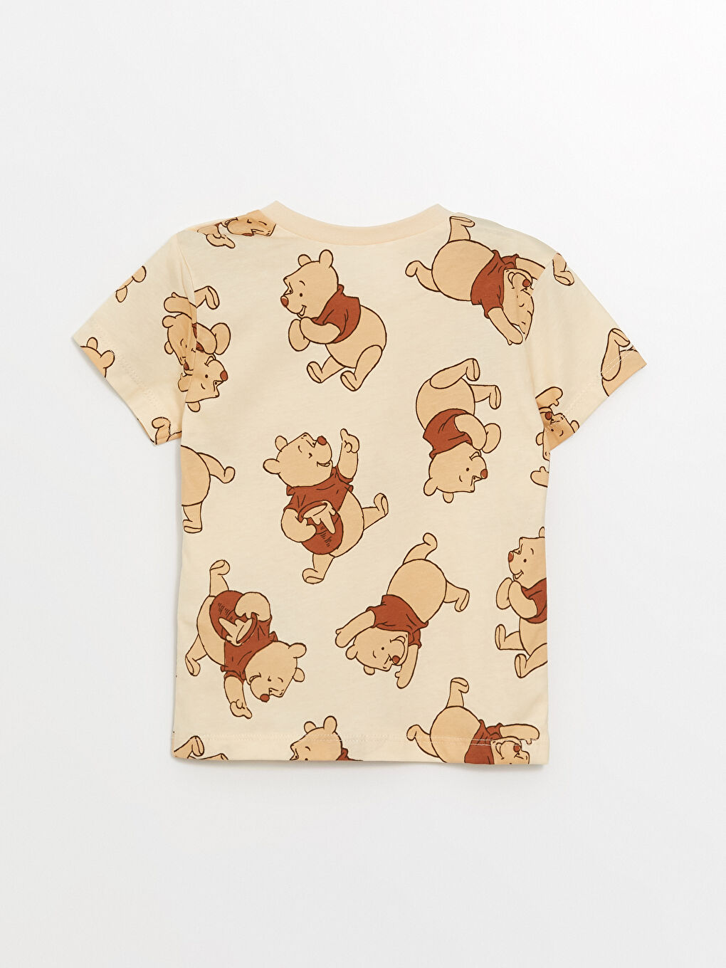 LCW baby Bej Baskılı Bisiklet Yaka Kısa Kollu Winnie the Pooh Baskılı Erkek Bebek Şortlu Pijama Takımı - 3