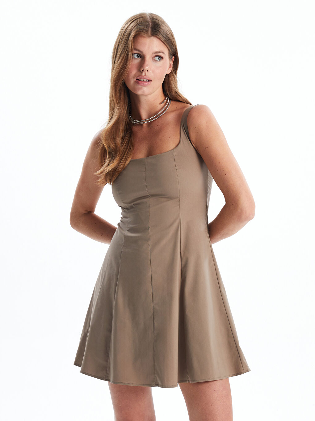 Kahverengi Kare Yaka Poplin Kadın Elbise-1