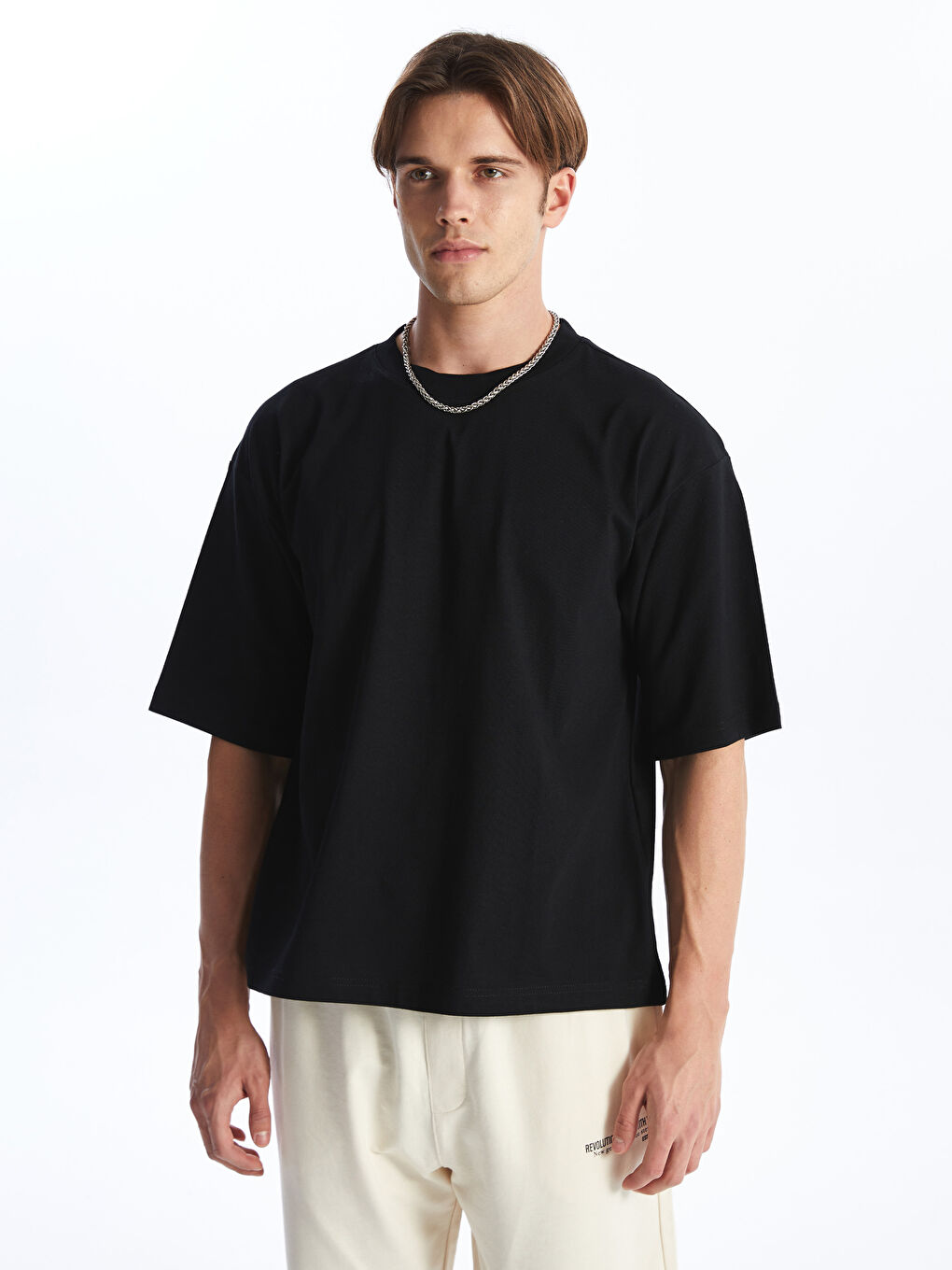 მრგვალი საყელო მოკლე სახელო მამაკაცის მაისური-1